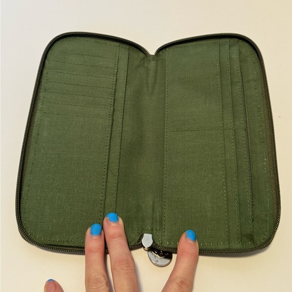 A&B beaded wallet - Picture 6 of 6